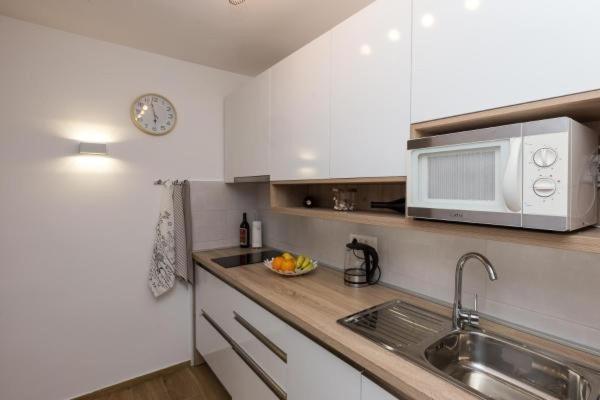 Hitri Apartment