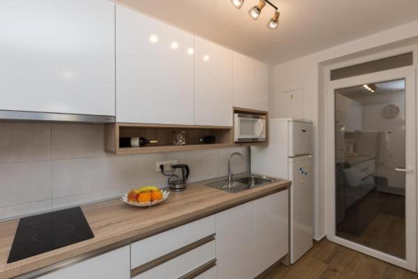 Hitri Apartment